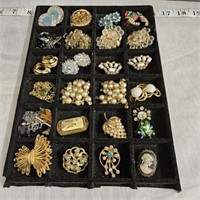 tray of earrings & pins
