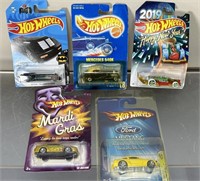 Vintage MIB Hot Wheels Lot See Photos for Details