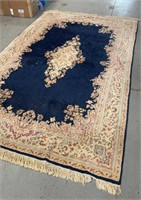 Area rug 110x70in