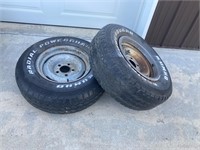 two 235/75R15 Kumho tires on Chev Rims