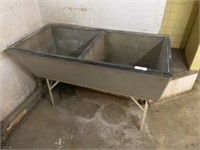 Vintage Dual Sink Laundry Basin