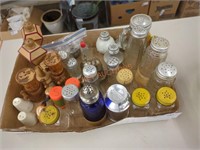 Vintage salt and pepper tray lot