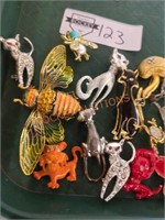 Vintage costume jewelry animal themed pins  lot