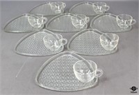 Glass "Daisy & Button" Snack Trays & Cups / 16 pc