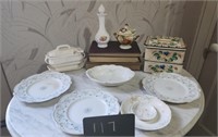 China plates, ceramic dishes