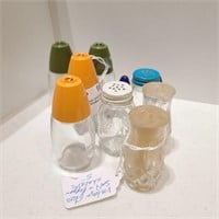 5 MCM Glass Salt and Pepper Shaker Sets