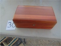 Lane dresser box
