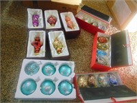 New Christmas balls in boxes