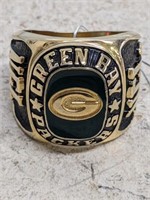 GREEN BAY REPLICA SUPER BOWL RING