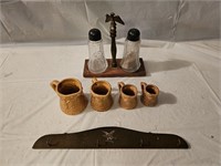 Federal Eagle Shakers and Measuring Cups