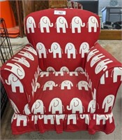 ELEPHANT THEMED CHILD’S ROCKING CHAIRT
