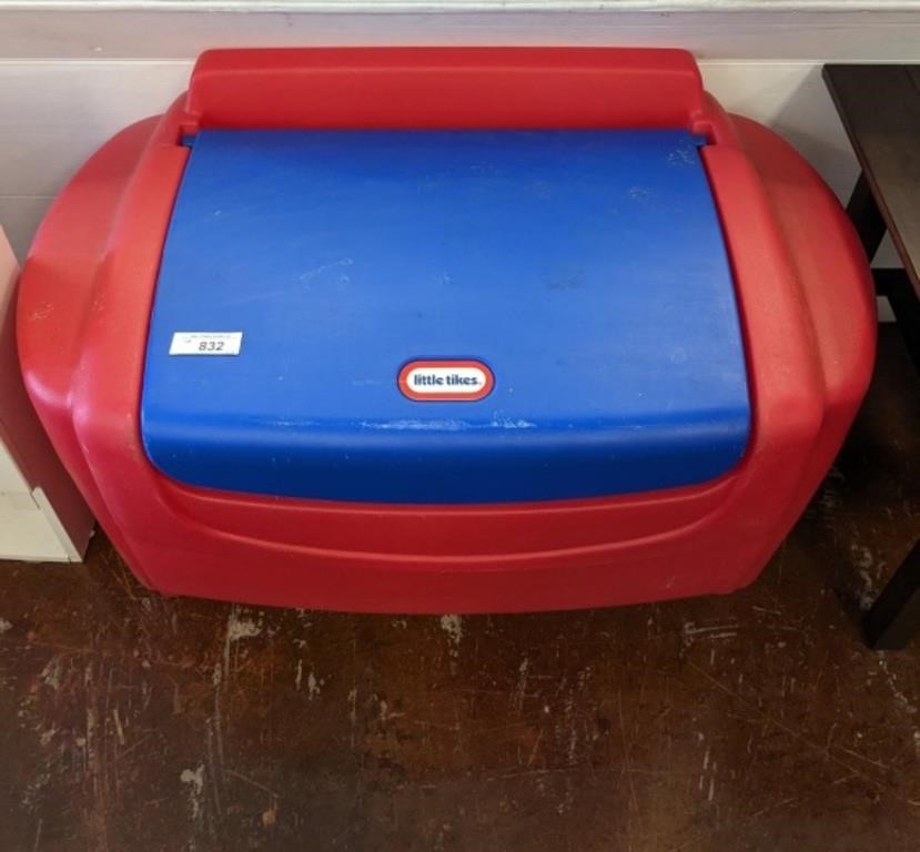 LITTLE TIKES TOY BOX