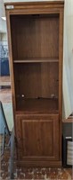 BOOKCASE W/ BOTTOM CABINET