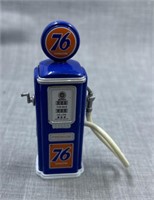 Gearbox 76  Union toy  gas pump