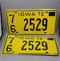 1972 matching Iowa license plates