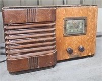 Vintage Knight wood case radio