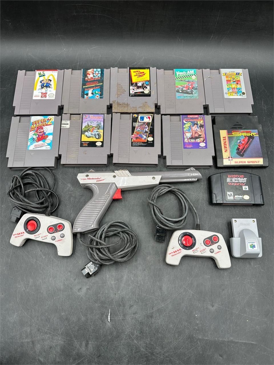 Nintendo Items & Games