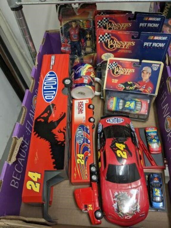 TRAY OF JEFF GORDON RACING COLLECTIBLES