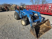 New Holland TC29D 4x4 W/Quick tach loader,