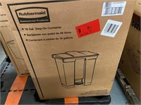 (3) Rubbermaid FG614500BEIG 18 gallon container