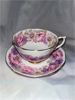 Vintage- Roslyn fine bone chine tea cup.saucer set