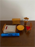 Miniature Doll House Furniture