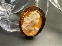 Vintage 10k gold cameo brooch/pendant