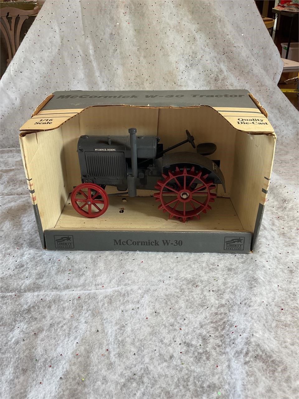 McCormick W-30 Tractor 1/16 Scale