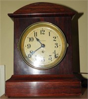 Seth Thomas antique Mahogany mantle clock 11½”