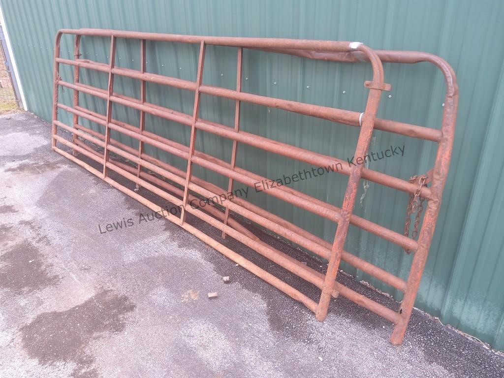 2 gates 12 ft