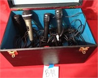 K - MICROPHONES & CARRY BOX (B19)