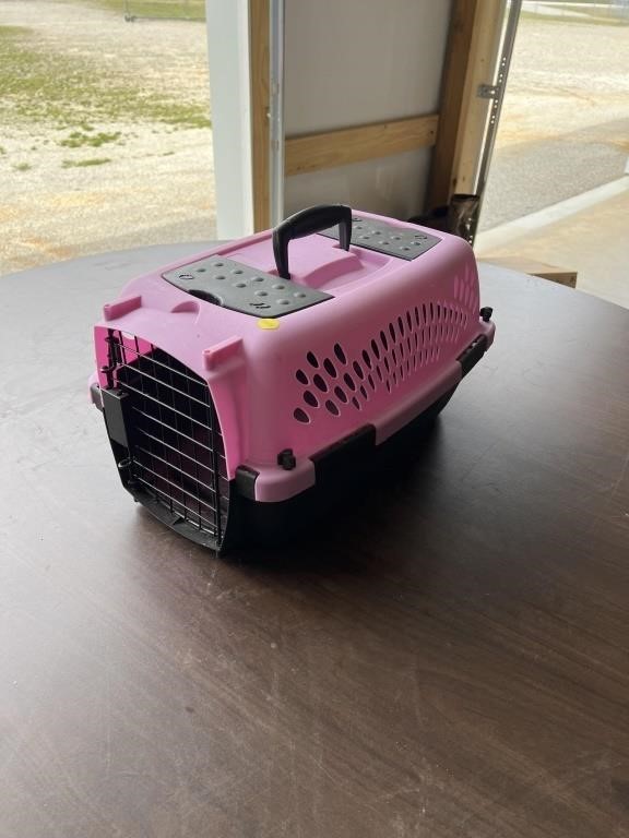 Small pet carrier