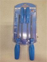 New 4 piece screwdriver set