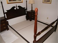 Broyhill MAHOGANY BED *DOUBLE or QUEEN*