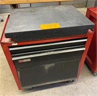 CRAFTSMAN TOOL CART w/ 18"x 24" (2-LEDGE)