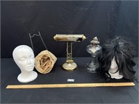 Oli Lamp, Lamp, Wig, Clothespins, Heads