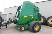 2020 JOHN DEERE 560M ROUND BALER