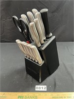 Knives in Knife Block