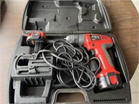 Scale 9.6 V drill with battery and charger in