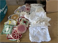 Embroidery/Soft Goods, Lace, Pot Holders