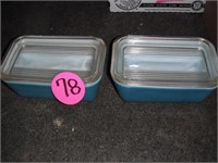 (2) Pyrex Refrigerator Dishes