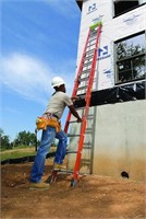 Louisville 28ft Fiberglass Extension Ladder