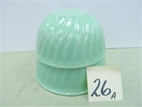 (2) Green Jadeite Mixing Bowls (8" & 9")