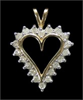 10K Yellow gold diamond heart pendant, 2.2 grams