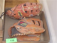 2 BASEBALL GLOVES (1 COOPER, 1 MIZUNO)