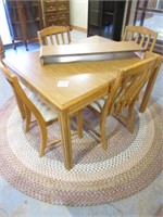 Oak Table w/ (4) Chairs, (1) Leaf (38x49), Brown &