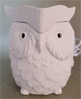 Scentsy White Owl Warmer With Farm Stand Pumpkin