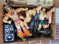 TRAY OF WRESTLING ACTION FIGURES