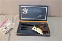 S&W Model 41 Pistol .22LR