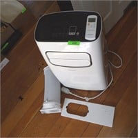 PELONIS PORTABLE AIR CONDITIONER- USED ONCE